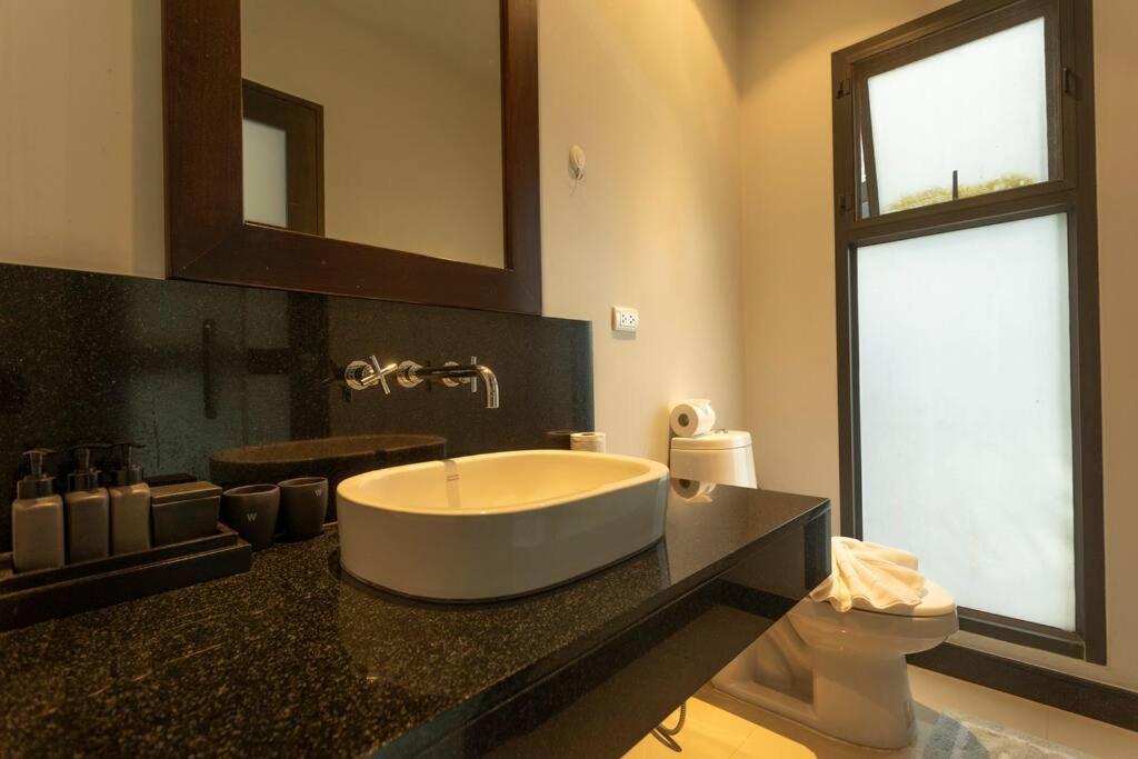 Exclusive Newly Renovated On Saiyuan Estate Resort V101 Rawai エクステリア 写真